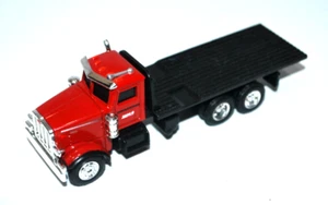 VTG ERTL Peterbilt Case/IH Flatbed Farm Truck 1:64 Scale Diecast Plastic Red. - Picture 1 of 6