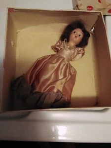 Nancy Ann Dolls of the day Serie Bonnie #186 Sunday - Bild 1 von 5