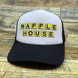 Waffelhaus Herren Truckermütze schwarz Druckknopflasche Retro Restaurant altes Logo Ballkappe - Bild 1 von 8