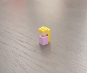 Super Mario 64 Question Mark Block 71395 (Princess Peach Mini Figure ONLY) - Picture 1 of 6