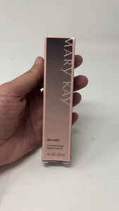 Mary Kay CC Cream Sunscreen Broad Spectrum SPF 15 - Very Deep - 1 fl oz - Picture 1 of 5