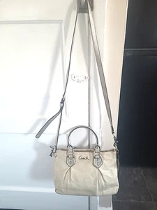 VTG Coach Leather Cream Handback - Picture 1 of 9