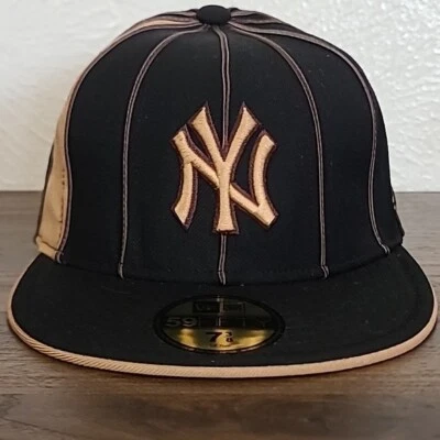 New Era New York Yankees 59Fifty Fitted Baseball Cap Pinstripe MLB Hat Sz 7 3/8 - Image 1 of 4