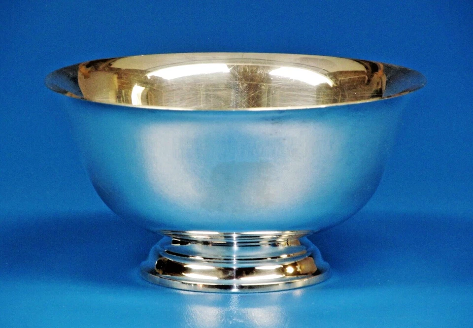 Cuenco de reproducción Lunt 5-R de plata de ley .925 Paul Revere. 5" D - 184,4 gramos Foto 1 de 4