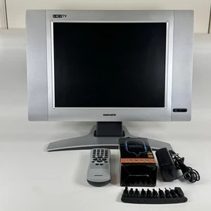 Magnavox 15" 720p HDTV LCD TV/Monitor 15MF605T/17 w/ Remote AC Adapter - Picture 1 of 24