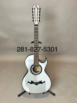 Bajo quinto Cedro rizado y Pinabete/Micas. Foto 1 de 4