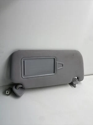 Hyundai Genesis 2009 a 2013 parasol lado del pasajero gris OEM Foto 1 de 4