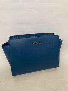 New NWT Michael Kors Blue Selma Medium Crossbody Bag Chambray Blue Tote Purse - Picture 1 of 6