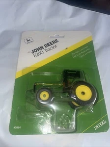 Ertl John Deere 8200 Tractor #5064 1/64 Scale New Year 1997 - Picture 1 of 4