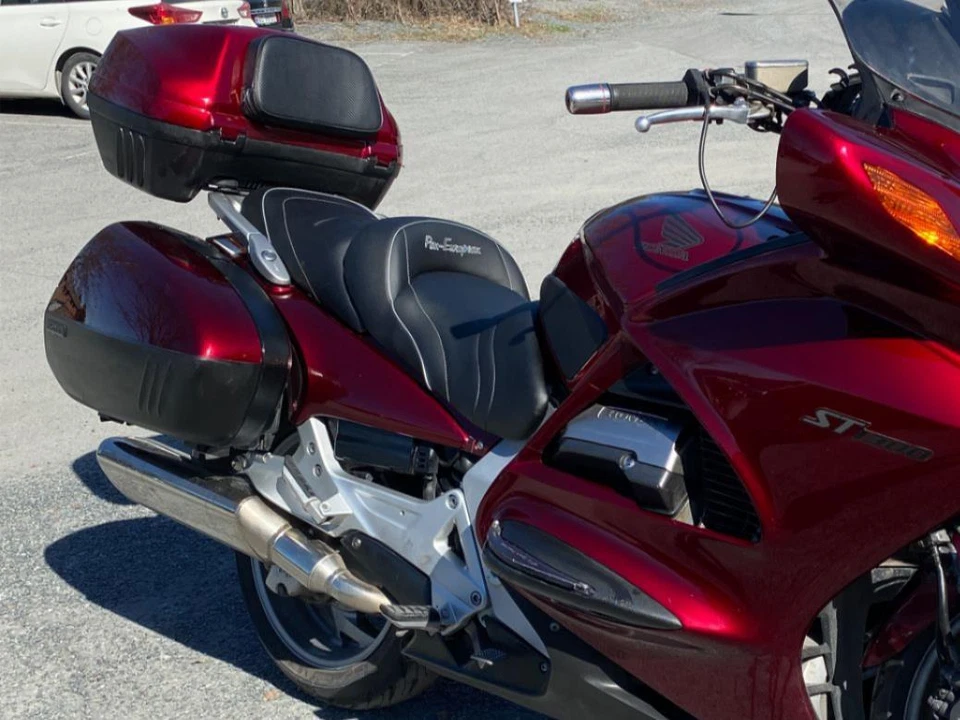 Honda ST1300 Pan European 2002–2013 Top Sellerie Comfort Seat Gel/Heat SGCST327 - Image 1 of 1