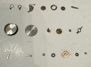 Valjoux 23 20 Ricambi Assortiti Ruote Spare Parts Used Great Condition - Picture 1 of 1