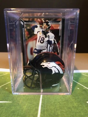 Mini casco caja de sombras para jugadores de la NFL Denver Broncos con tarjeta Foto 1 de 4