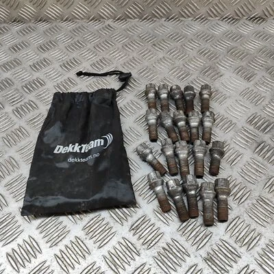 MERCEDES-BENZ VITO Furgon W639 Kit de tornillos de rueda A0009909807 2014 25302169 Foto 1 de 4