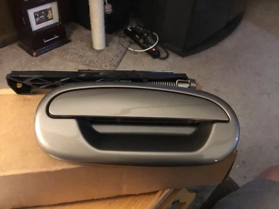 NUEVO OEM 2000 2001 2002 FORD F150 4 PUERTAS DERECHA TRASERO EXTERIOR MANIJA GRIS DOBLE CABINA Foto 1 de 4