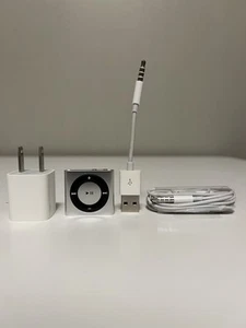 Apple iPod Shuffle 2GB A1373 Silver USB to Headphone Connector - Picture 1 of 10
