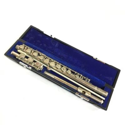 YAMAHA YFL-23 Flute Second hand Nikkan NICKEL SILVER INSTRUMENT with case - Image 1 of 4