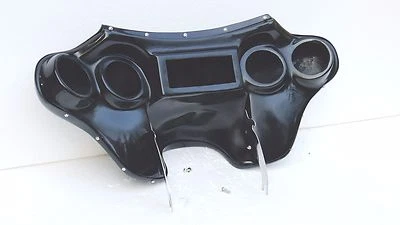 Harley batwing fairing Softail Heritage Fatboy Deluxe fairing 4 speaker - Image 1 of 4