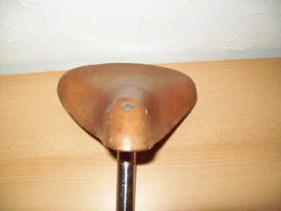 Fahrradsattel Oldtimer Rennrad Sattel Leder Halbrenner Fahrrad Ledersattel - Bild 1 von 4