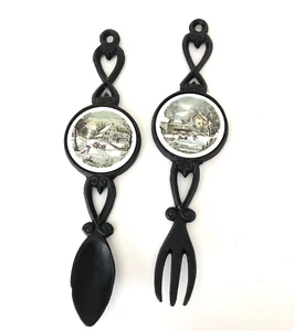 Cuchara tenedor de hierro fundido Currier Ives granja en invierno decoración de cocina vintage - Imagen 1 de 6