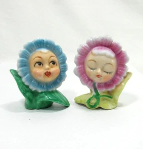 Vintage Japan Salz & Pfefferstreuer Paar anthropomorphe Blumen blau rosa - Bild 1 von 11