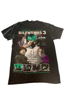 Camiseta pequeña Graveyard Goods Silent Hill 3 parque de atracciones color antiguo LE 150 sin usar - Imagen 1 de 3