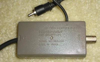 Adaptador de cable coaxial cubierta de control NES y SNES Switch RF Nintendo de la década de 1980 OEM Foto 1 de 4