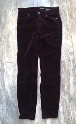 Pantalones de pana Buffalo by David Bitton Icon ajustados y esculpidos talla 6 Foto 1 de 4