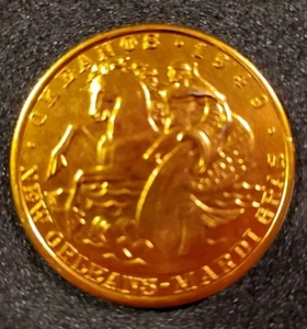NEW ORLEANS MARDI GRAS COIN KREWE OKEANOS 1974 TALES OF ENCHANTMENT DOUBLOON - Picture 1 of 2