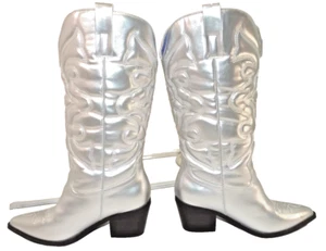 Botas de Vaquera Plateadas Colección Journee De Colección Tacones 12" Superiores 2.25" Talla 8.5 - Imagen 1 de 20