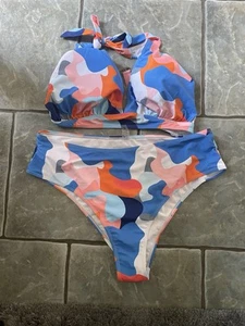 Halter Neck Bikini - Picture 1 of 1