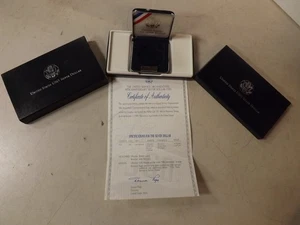 Dólar de plata Estados Unidos USO con certificado de autenticidad caja vacía SIN MONEDA - Imagen 1 de 8