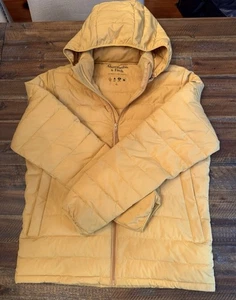 Abercrombie & Fitch Lightweight Stretch Series Mustard Puffer Coat Sz Lg - Picture 1 of 20