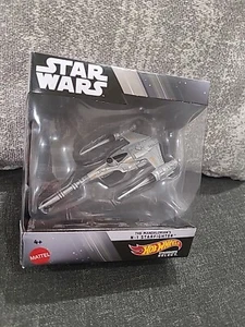 Neu im Karton Star Wars Hot Wheels Raumschiffe Select The Mandalorian's N-1 Starfighter #17 - Bild 1 von 8