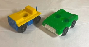 Vehículos Fisher Price Little People de colección - coche verde/blanco y amarillo/azul - Imagen 1 de 2