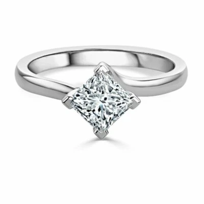 Anillo solitario de diamantes HPHT creado en laboratorio con forma de princesa de 2,0 quilates de oro blanco de 14 quilates Foto 1 de 4