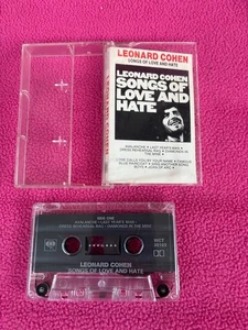 VINTAGE audio music CASSETTE folk rock LEONARD COHEN songs LOVE & HATE WCT-30103 - Imagen 1 de 2