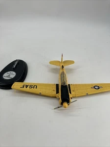 Eagles International USAF T-6/SNJ Texan/Harvard Trainer escala 1:48 fundido a presión - Imagen 1 de 18