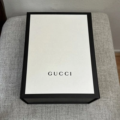 Gucci маленькая сумка/обувь/одежда подарочная коробка 10 «x 8» x 4,5» - Изображение 1 из 4