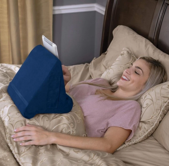 Soporte para Tableta Almohada Ontel - Multi-Ángulo-Suave-Azul-Nuevo ENVÍO~RÁPIDO 📭 �§ Foto 1 de 3