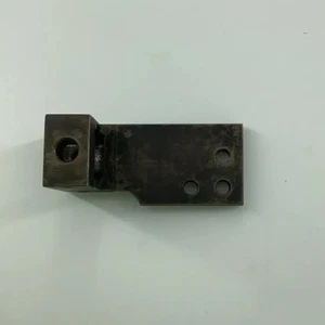 426950A MOUNTING BRACKET - Picture 1 of 1