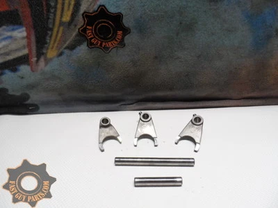 Horquillas de transmisión Kawasaki KLX 125 2005 05 KLX125 Foto 1 de 4