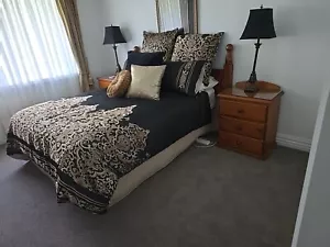 5 Piece Solid Timber Bedroom Suite NEED IT GONE. MAKE AN OFFER. - Picture 1 of 11