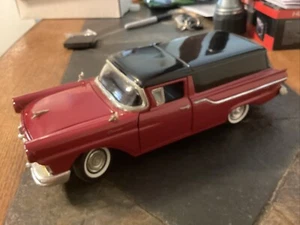 Road Signature 1957 Ford Ranchero Courier Sedan Delivery 1/18 Scale Diecast Car - Picture 1 of 11