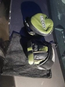 Ring to Cage GelTech Mini Punch Mitt - Picture 1 of 8