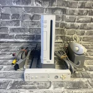 Nintendo Wii RVL-001 Blanco Probado y Funciona Potencia AV Sensor Barra Wiimote Nunchuck - Imagen 1 de 8