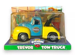 Chevron Techron 2001 - Trevor Towing Truck No. 29 Yellow/Blue Opening Doors Car - Picture 1 of 5