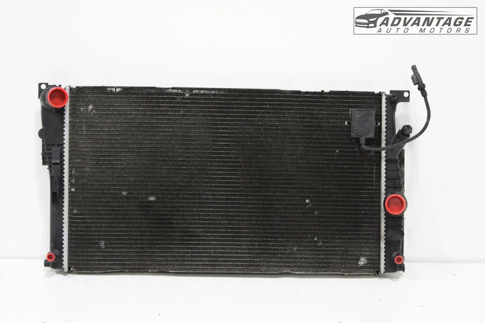 BMW 328I GT XDRIVE F34 2014-2016 2,0 L L L4 motor refrigerante radiador de refrigeración OEM Foto 1 de 4