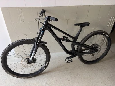 Canyon Spectral CF 7 – neuwertiges Carbon Fully L 2022 29 Zoll - Bild 1 von 4