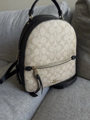 Coach Women's Backpack. Medium Size - Image 1 of 4