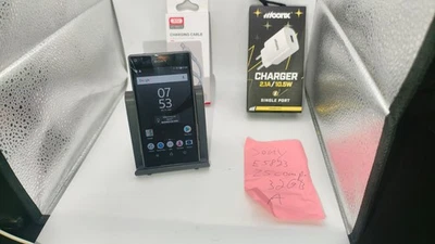 Sony Xperia Z5 Compact Schwarz Smartphone 32GB - Bild 1 von 4